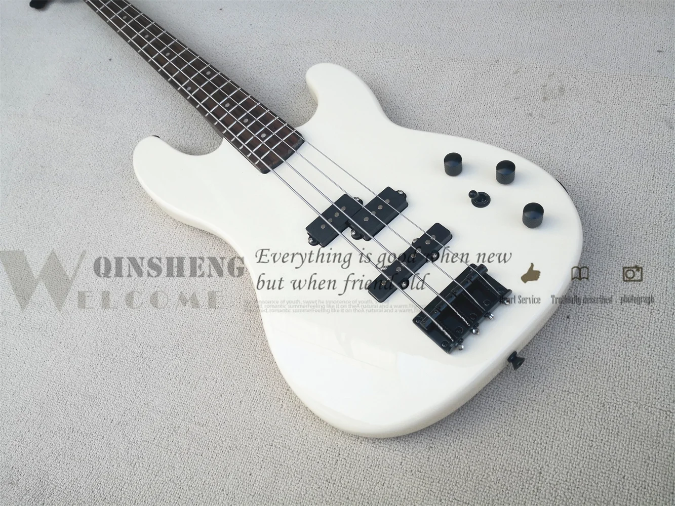 

Фабрика Pesell, под заказ, 4 струны, бас-гитара, предварительно бас, молоко, черный корпус, черная шея, Череп, Соединительная пластина