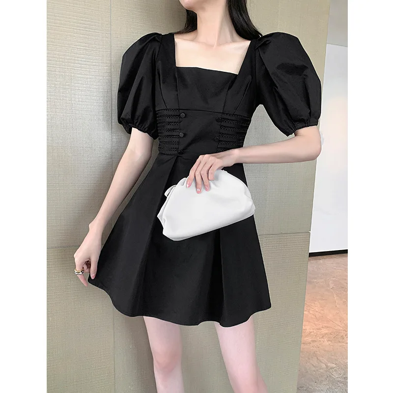 

Refused to mediocrity pure color bud sleeve backless U get the dress