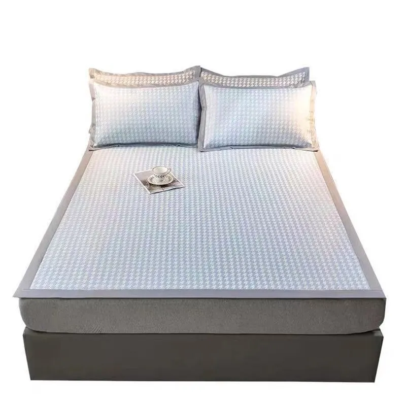 

Bedspread on the Bed Linens Bed Covers Bed Cover Bed Linen Bed Mattresses Elastic Fitted Sheet Mattress Three Piece Ice Mat