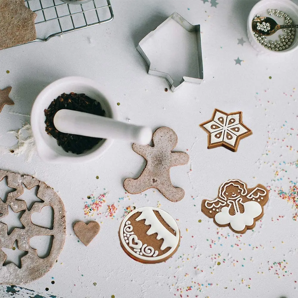 

Christmas Theme Silicone Resin Mold, 9 Styles of Christmas Element Epoxy Resin Pendant Molds, Including Snowflakes, Christmas Tr