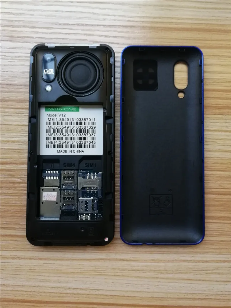 

Maxfone V12 Push-Button Cellphones With 2.8 Inch 1800mAh Quad Sim Camera Bluethooth Spotlight Big Speaker FM Cheap Mobile Phone