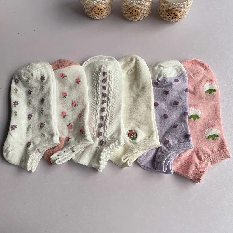 

3 Pairs Women Socks Set Japanese Style Lovely Embroidered Strawberry Flower Print High Quality Cotton Soft Breathable Low Tube