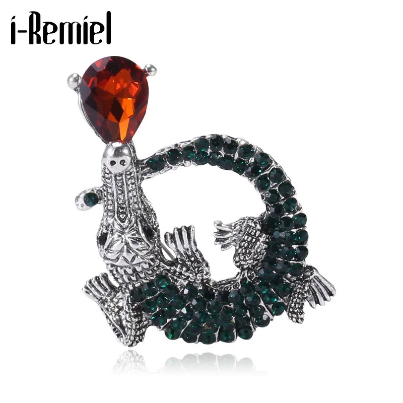 

Retro Crocodile Shape Brooches for Men Women Exquisite Crystal Rhinestone Alloy Animal Lapel Pins Vintage Clothing Accessories