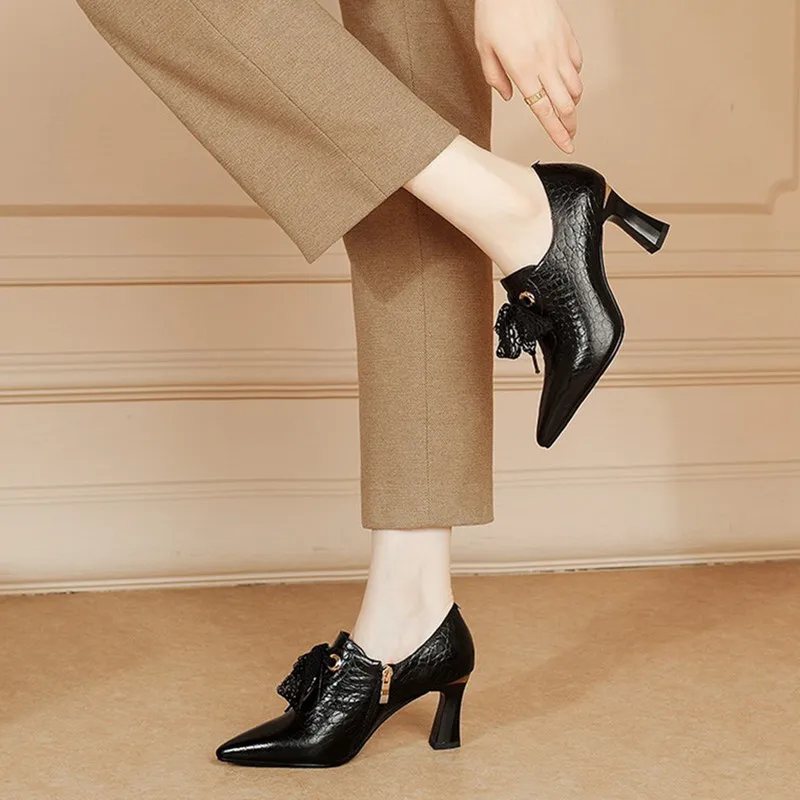 

Туфли-лодочки женские на высоком каблуке 7,5 см, с острым носком