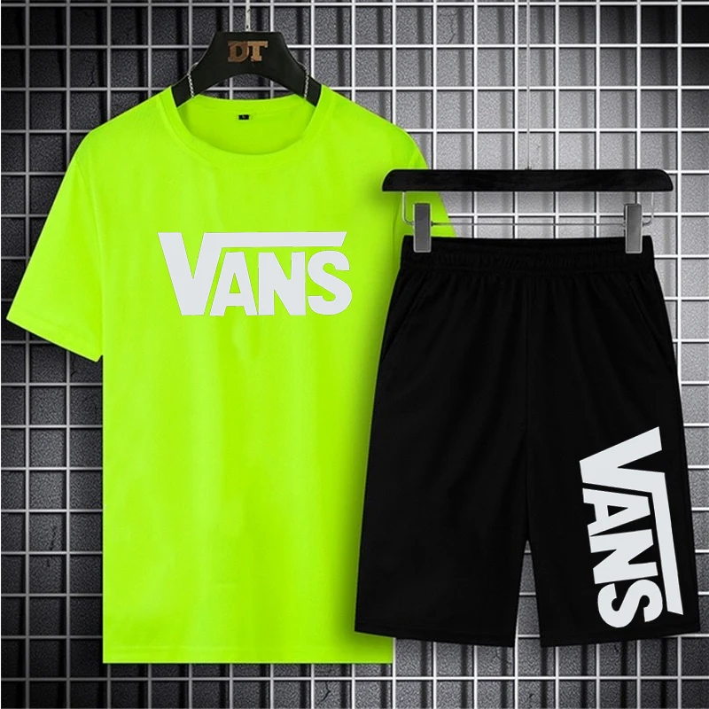 

New Brand 2 Piece Sets Sportswear Men's Tracksuit T-shirts Shorts Set Two Piece Suit Beach Men's Short Sets Clothing 2021 Summer