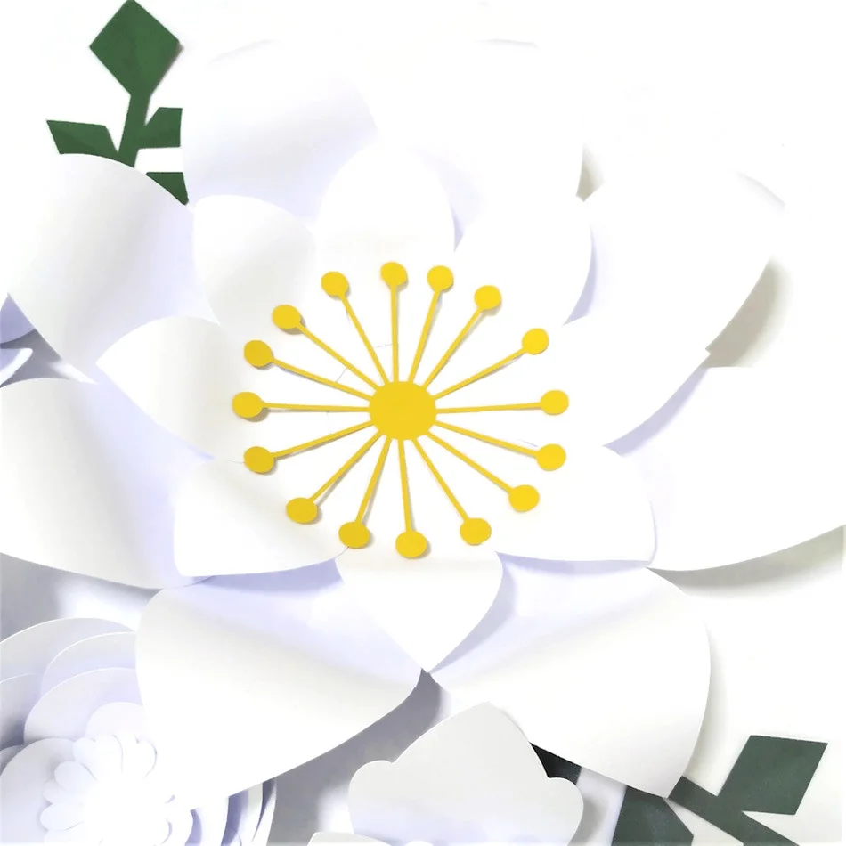 Набор из белых роз ручной работы сделай сам бумажных цветов и зеленых листьев для