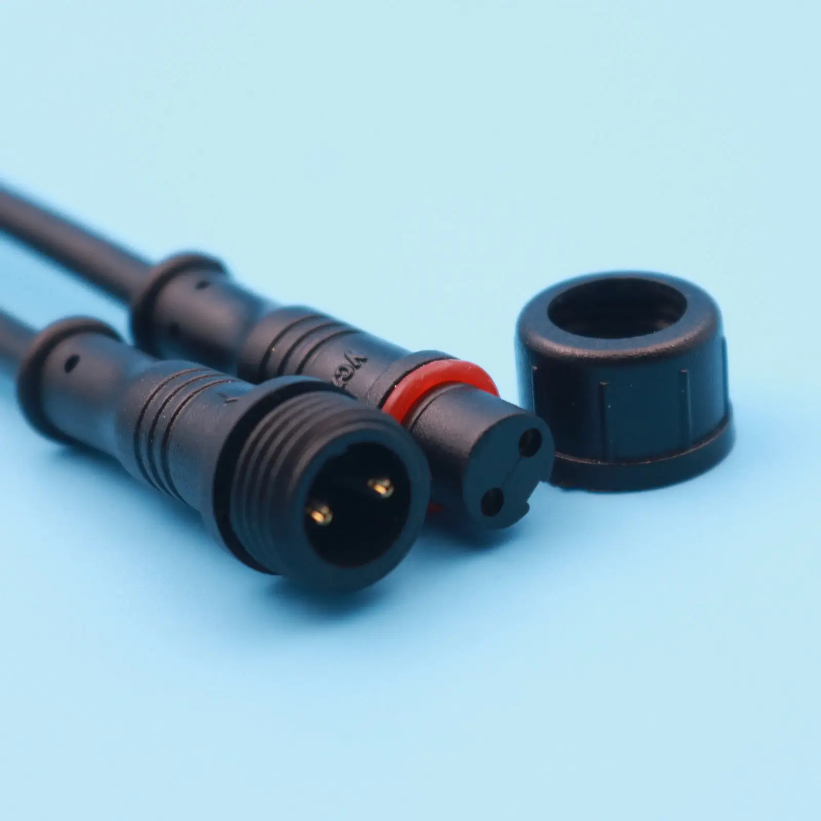 

Black Waterproof Connector Male & Female Cable 22AWG 0.3mm IP65 Latest