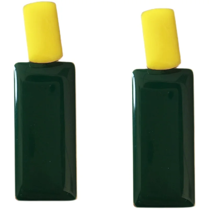 

Bilandi Fashion Jewelry Green Yellow Earrings Hot Selling Metal Golden Plating Popular Dangle Drop Earrings For Girl Lady