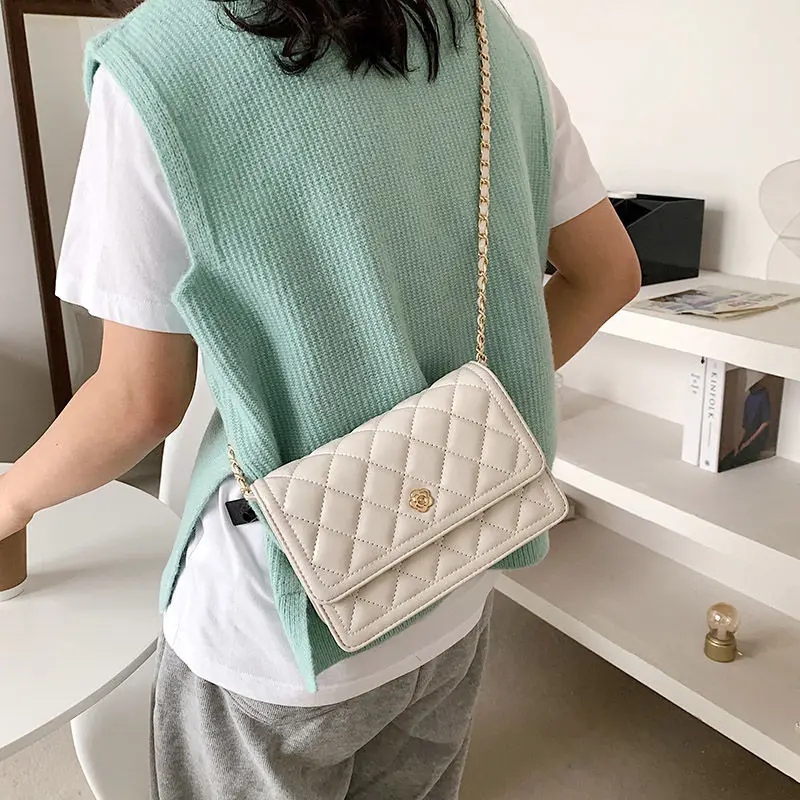 

Spring New Woman Rhombus Chain Bag Trendy Fashion Shoulder Bag Woman All-match Messenger Bag Cute Small Square Bag Underarm Bag