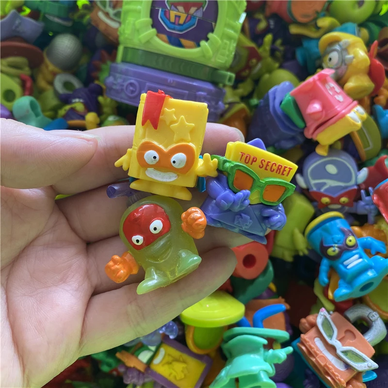 FGHGF Random 10/20/30Pcs/lot  Superzings Series 1-5 Rubber Cartoon Anime Gang Action Figures Toys  Model Toy Dolls  Figures Gift