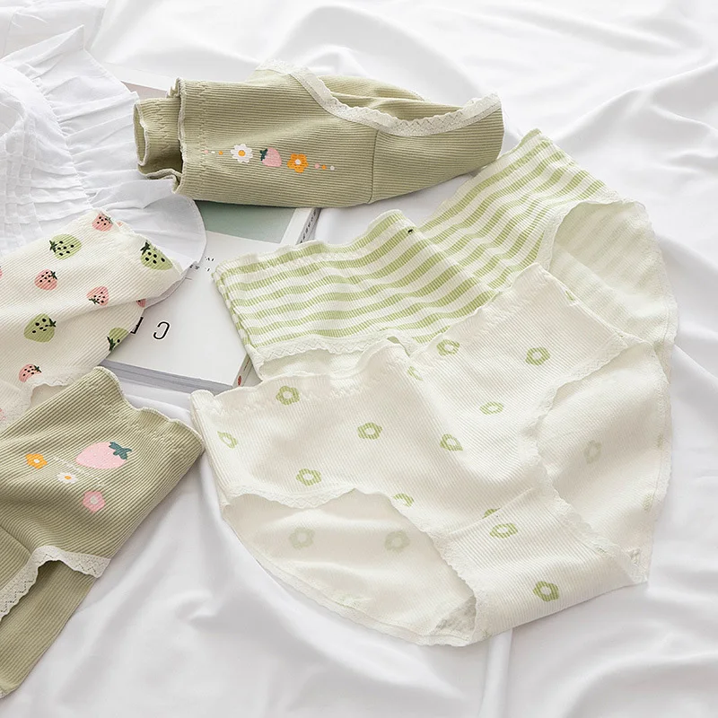 

3Pcs Cotton Women Panties Cute Underwear Briefs For Girls Green Strawberry Flower Lingerie Size M-XL