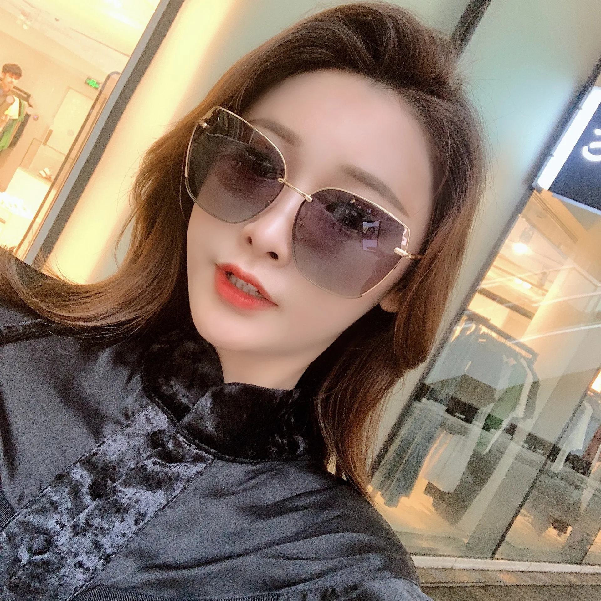 

2021 Women's Polarized Sunglasses Fashion Square Glasses Colorful Outdoor UV Protection