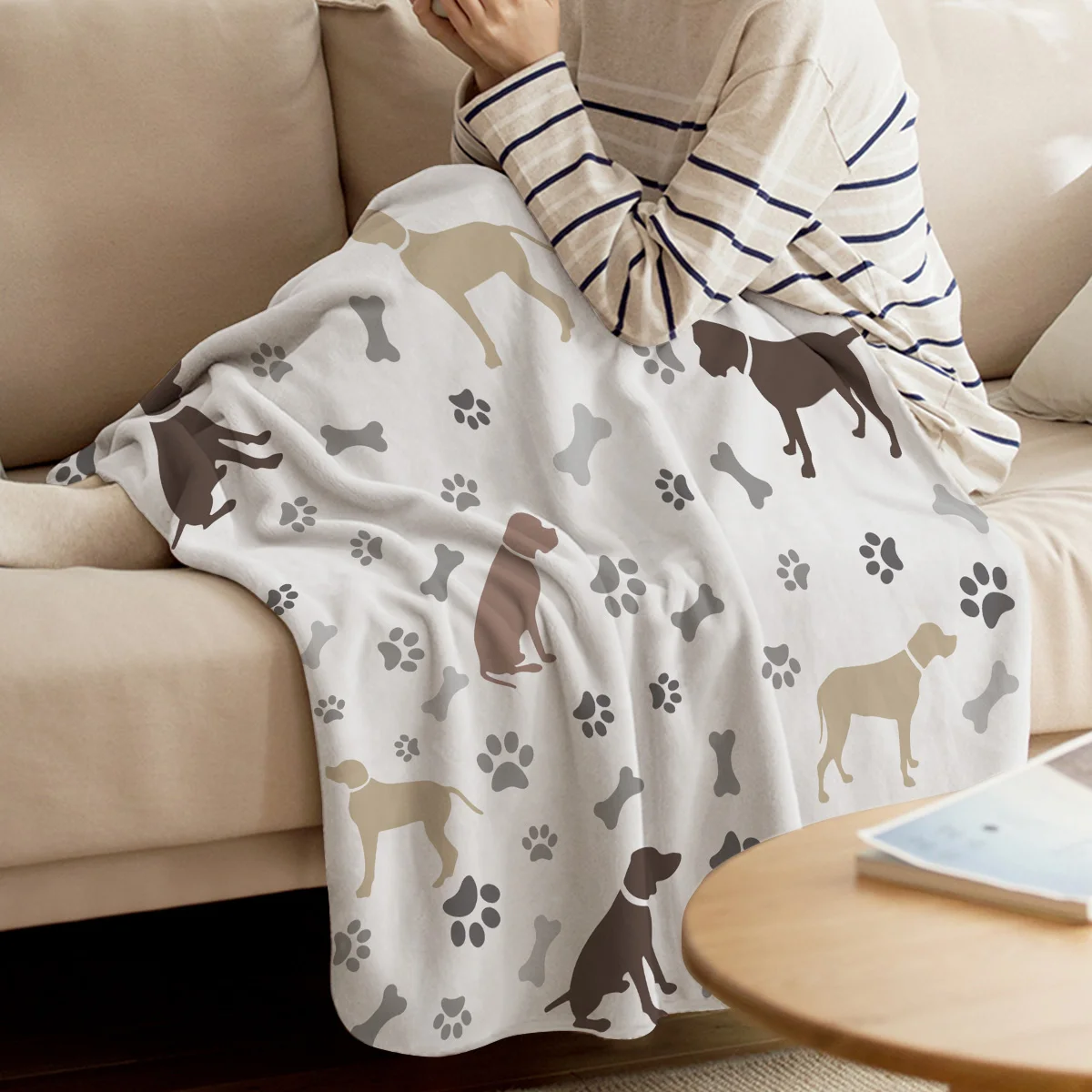 Собака собака лапа принт кость живопись искусство простой силуэт коралловый