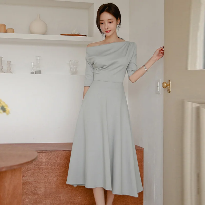 

2019 Autumn New Korean Style Temperament Goddess Style Off-shoulder Waist Slimming Mid-length Large Swing A- Line Dress Rac