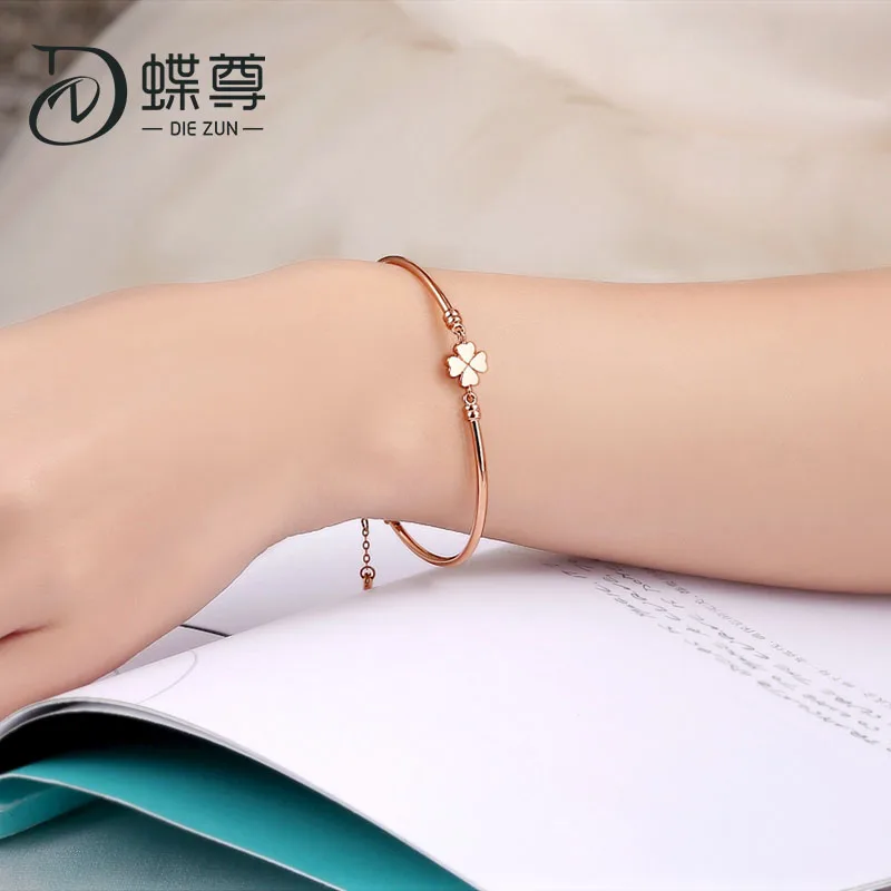 Женский браслет из 18 каратного золота с булавкой в виде Розы 750 клевера