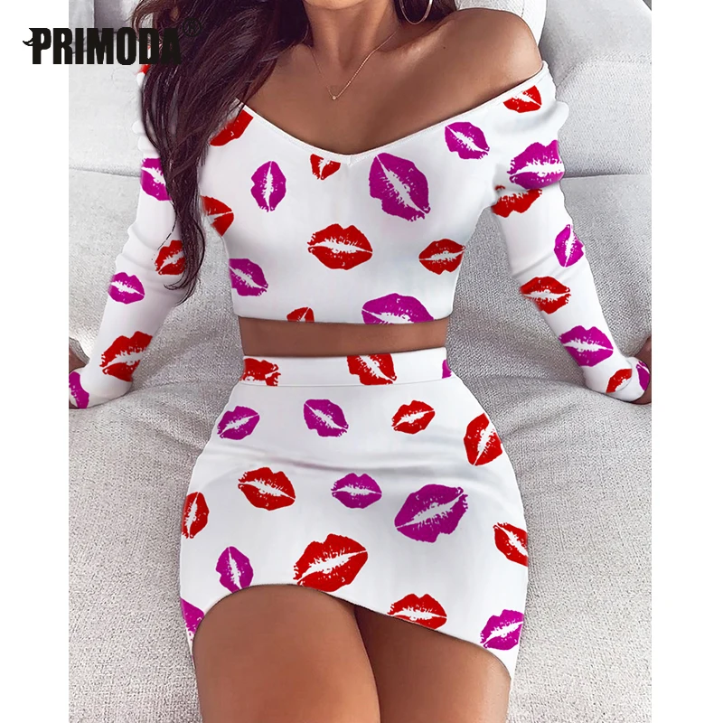 Комплект из двух предметов: укороченный топ с длинными рукавами и