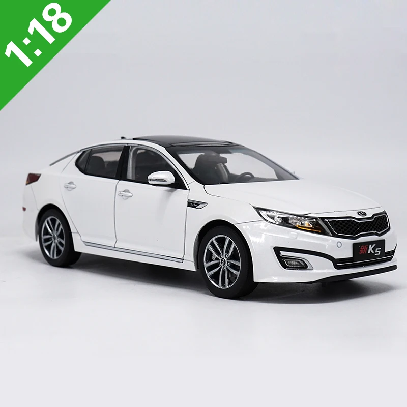 1:18 KIA K5 легированная модель автомобиля статические высокой моделирования металлические модельные автомобили с оригинальной коробкой