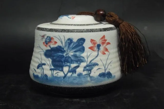 

Продуманный Китайский классический фарфоровый чайник ручной работы в стиле ретро с лотосом