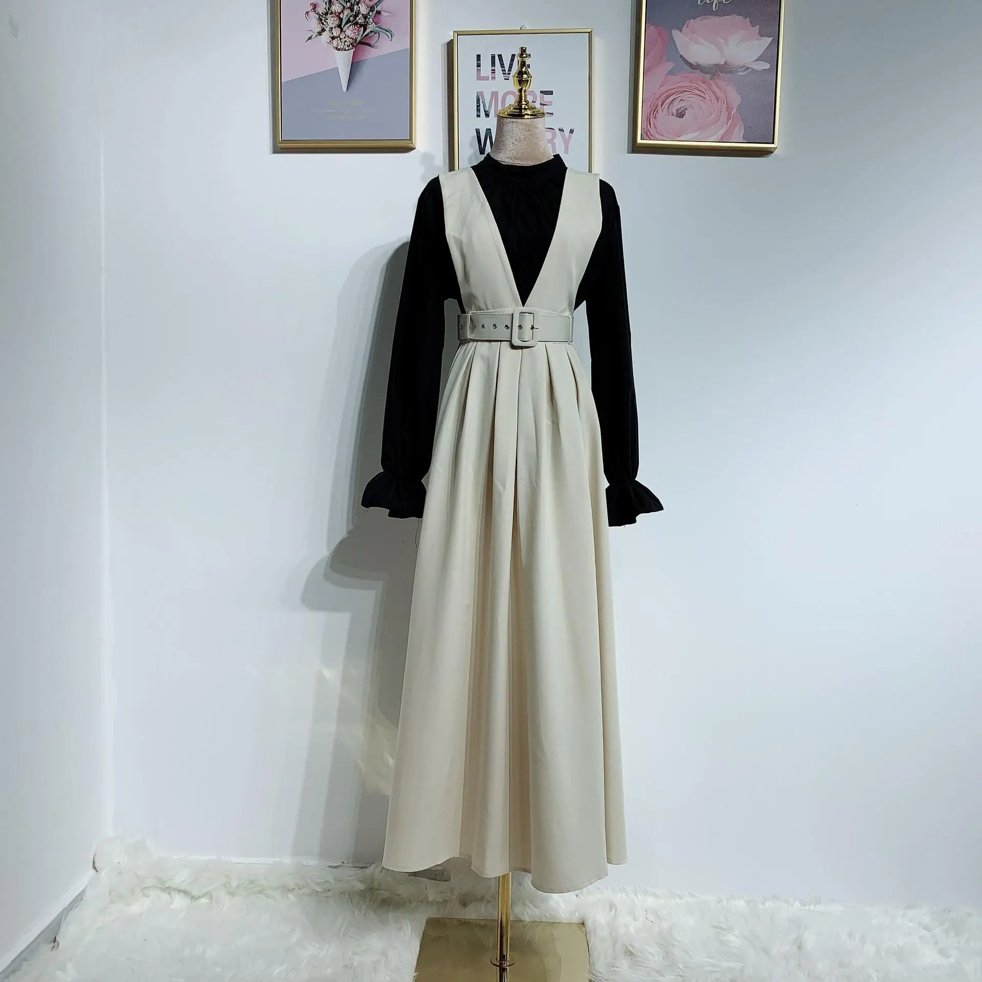 Модная женская блузка с оборками и рюшами топ рукавами-колокольчиками