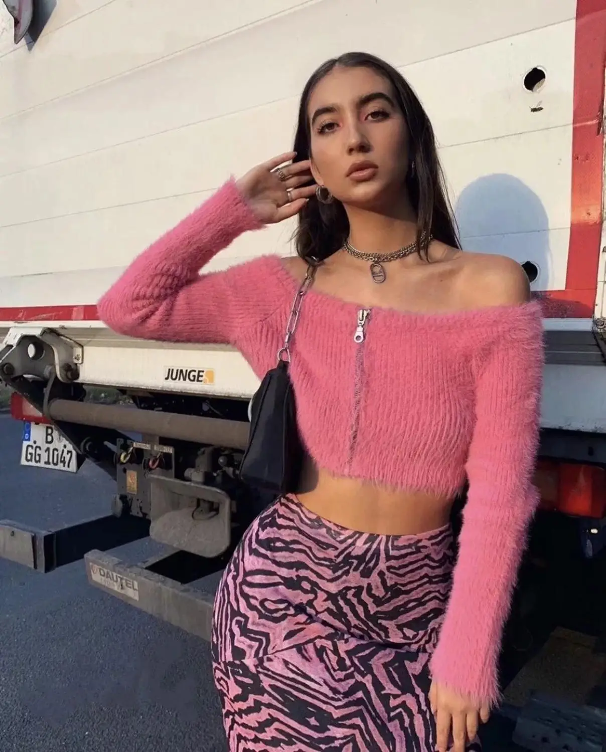 Сексуальный вязаный кардиган на молнии с открытыми плечами милый розовый