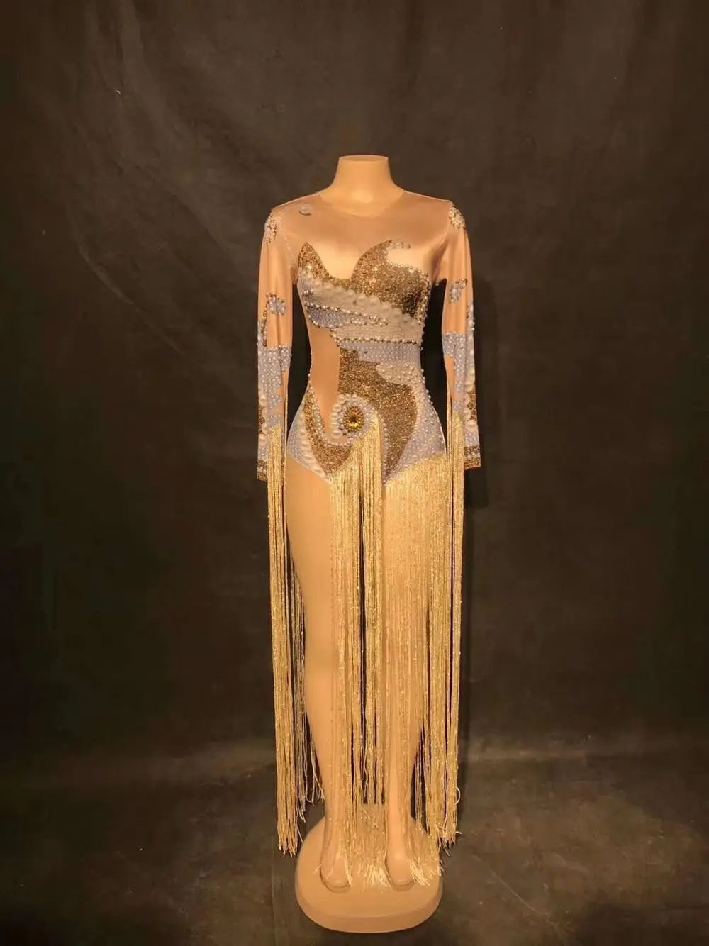 Эластичный сексуальный женский комбинезон с кисточками и кристаллами боди