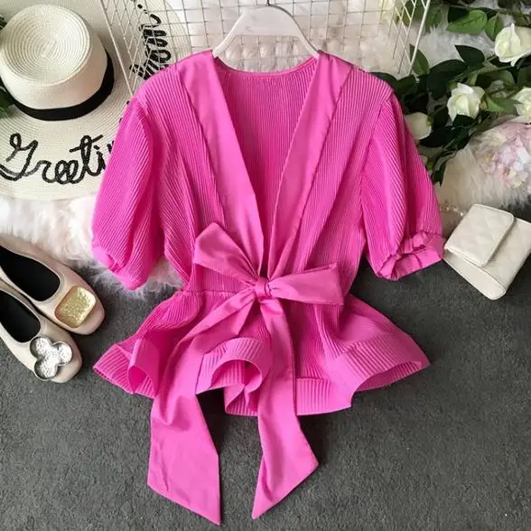 Однотонные короткие женские рубашки с пышными рукавами на шнуровке бантом