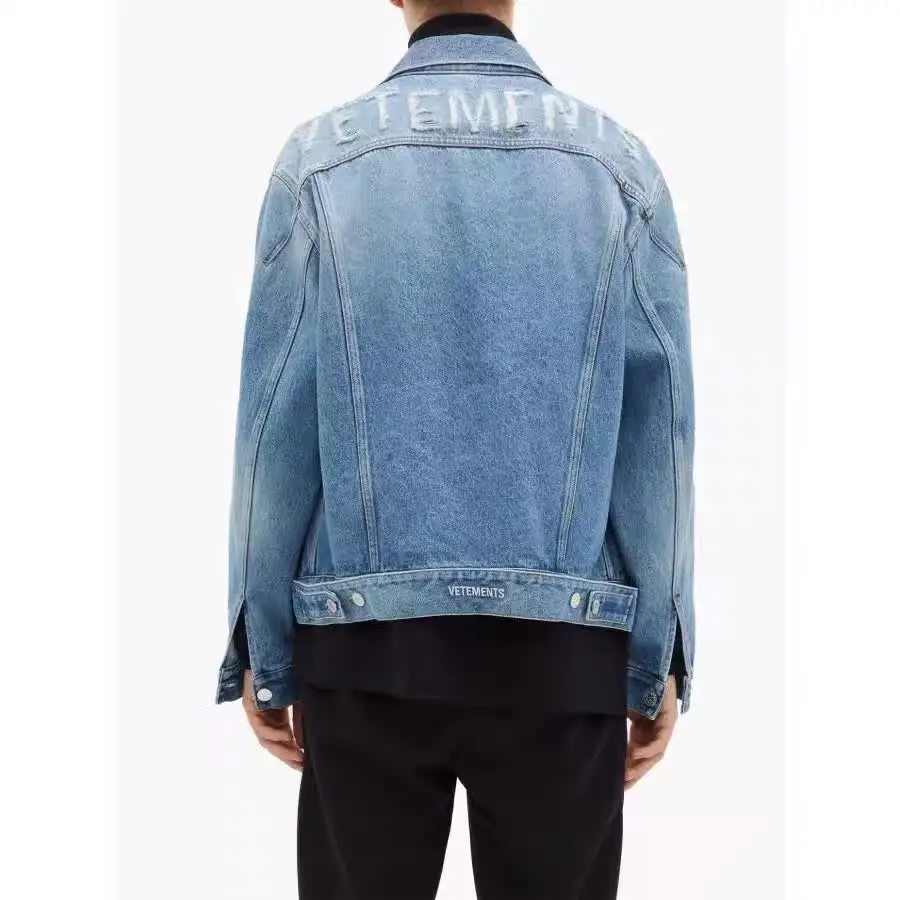 

Men Women Vintage VTM Outwear Best Quality Destroyed Denim Jacket Embroidery Vetements Jackets