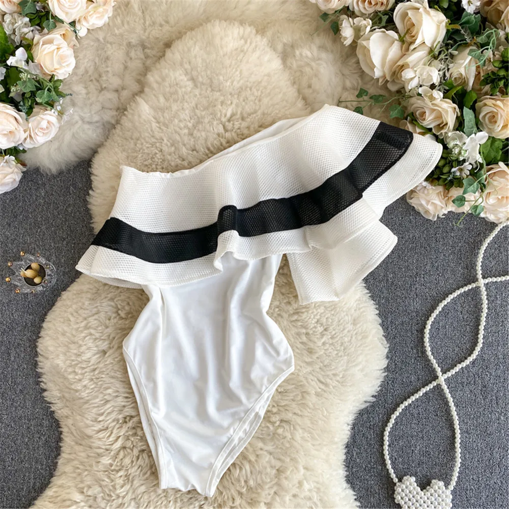 

Women Ruffle Strapless Bodysuit Jumpsuit Summer Fashion Black White Slim Sexy Club One Piece Outfits Romper Female Clothing 2021