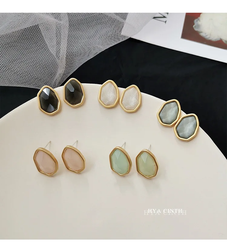 

Ассиметричные граненые красочные серьги для женщин оптом