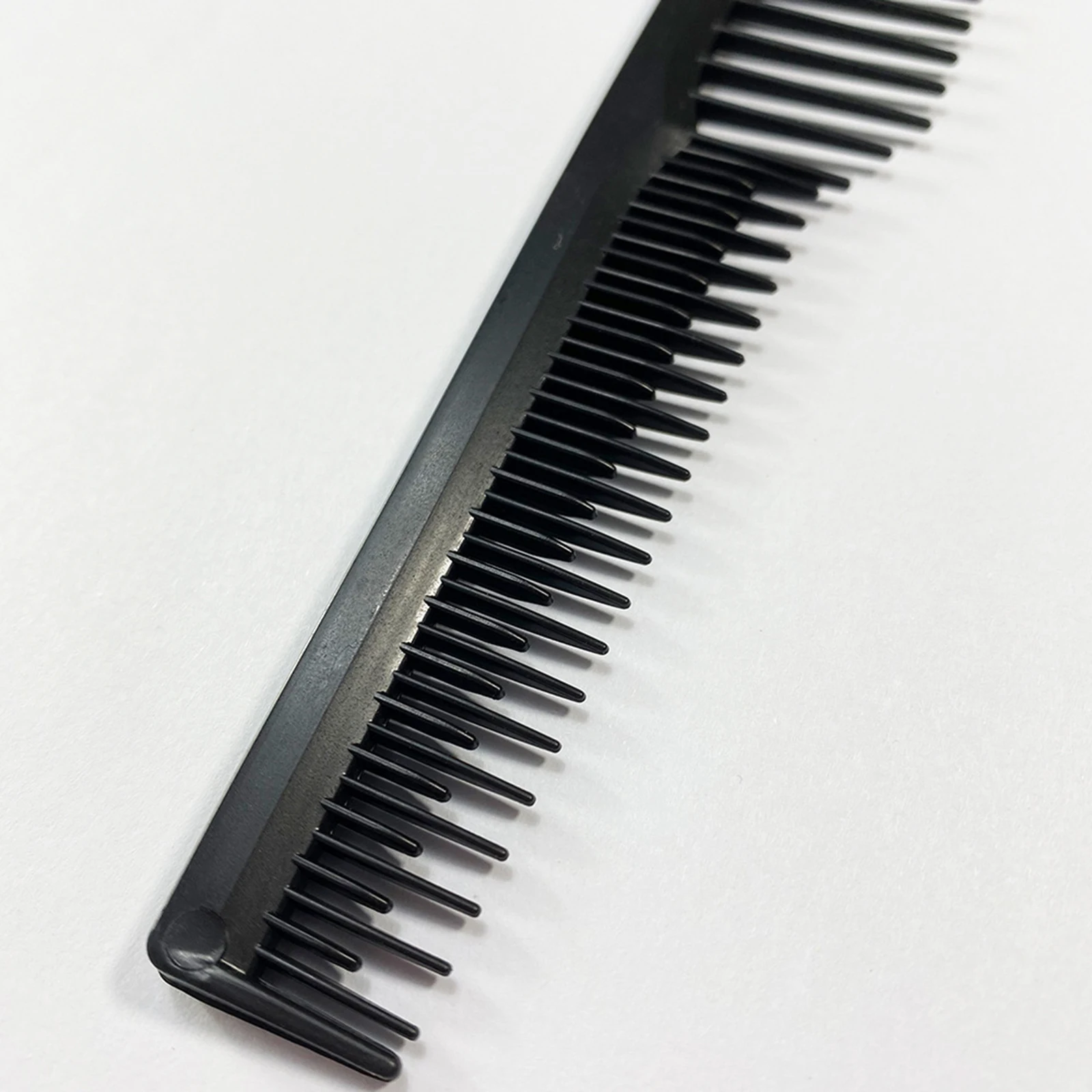 

Carbon Fibre Barber Comb Salon Styling Comb Medium Fine Tooth Durable Home