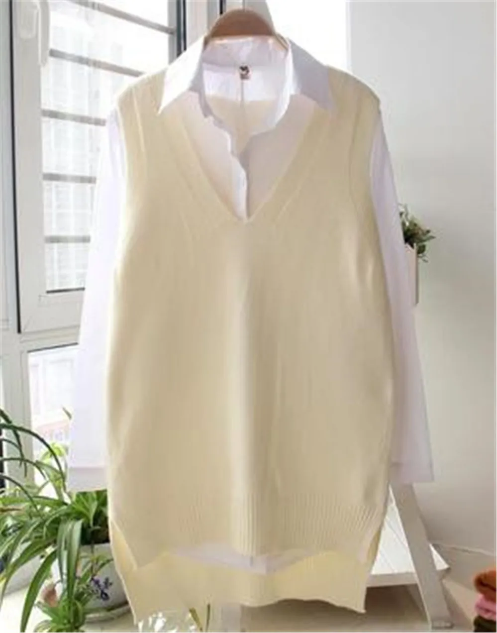 

Women's sleeveless sweater, V-neck knit wool vest, women's vests, large size casual loose sweat, women's vest