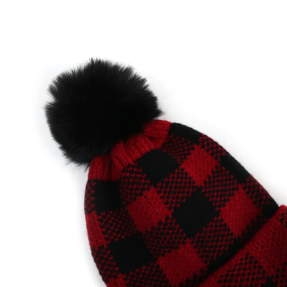 

2021 Xmas Baby Hat Winter Fur Ball Parent-Child Knitted Hat 2pcs Christmas Warm Hat Plaided Beanie Caps For Baby Moms Gifts