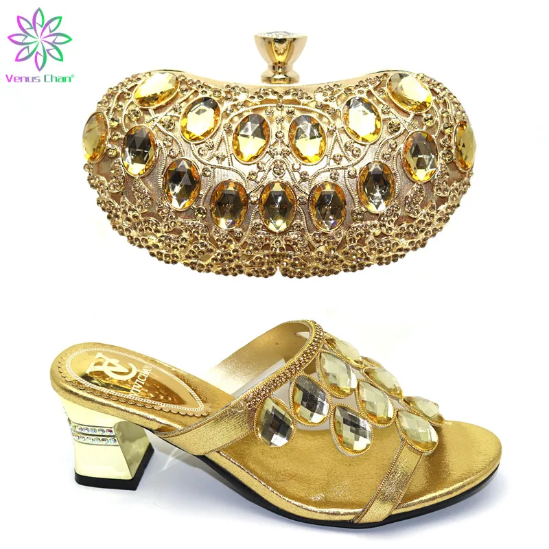 Новинка Итальянская обувь с сумочкой в комплекте коллекция 2019 года свадебные