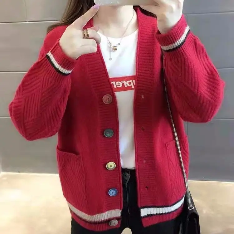 

2020 new autumn spring women sweater knitted short cardigan lantern sleeve v neck contrast color 0.4