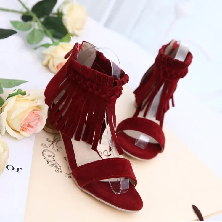 Босоножки на высоком каблуке женская обувь летняя с бахромой и ремешком молнии