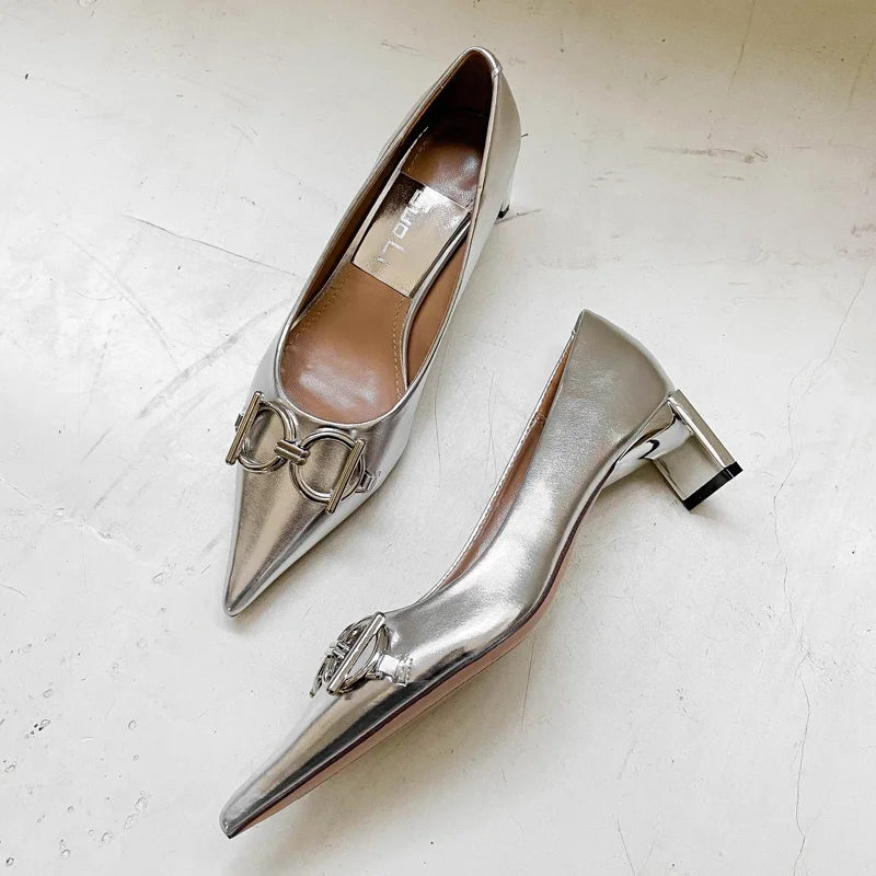 

Womens Pointy Toe Buckle Strange Kitten High Heel Shoes Pumps Sandals Sexy Retro 3Colors Fashion New 2021