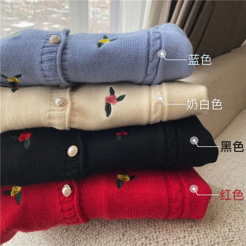 

2021 spring and Autumn New Korean flower embroidery knitting cardigan versatile V-Neck Sweater women's bottom coat Long Sleeve