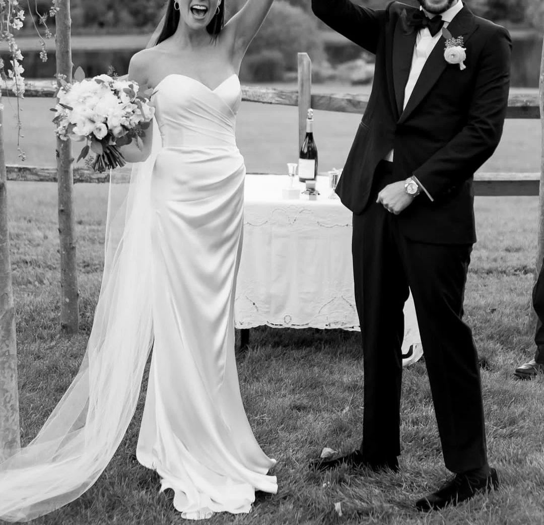 

Elegant Satin Long Strapless Satin Wedding Dresses Mermaid Ivory Corset Back Floor Length Maxi Bridal Gowns for Women