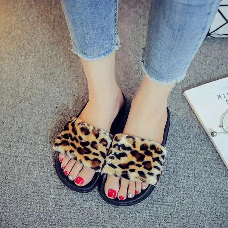 

Women Slippers Ladies Home Female Indoor shoes Woman Slip On Slides Faux Fur Flat Fashion Leopard Slipper Flip Flop Sandal