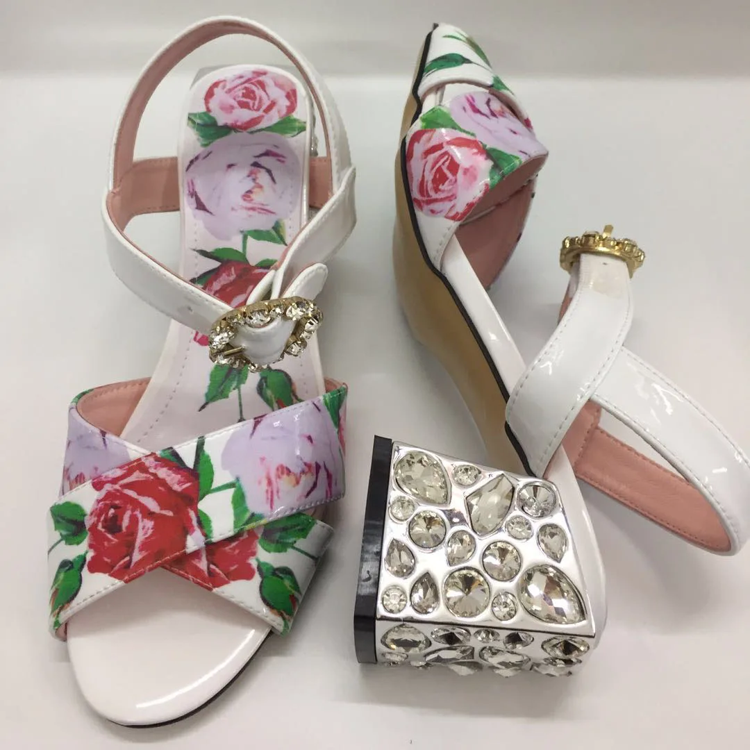 

New Colorful Rhinestone Heel Open Toe Sandals Summer Fashion Rose Flower Printing Designer Shoes Women