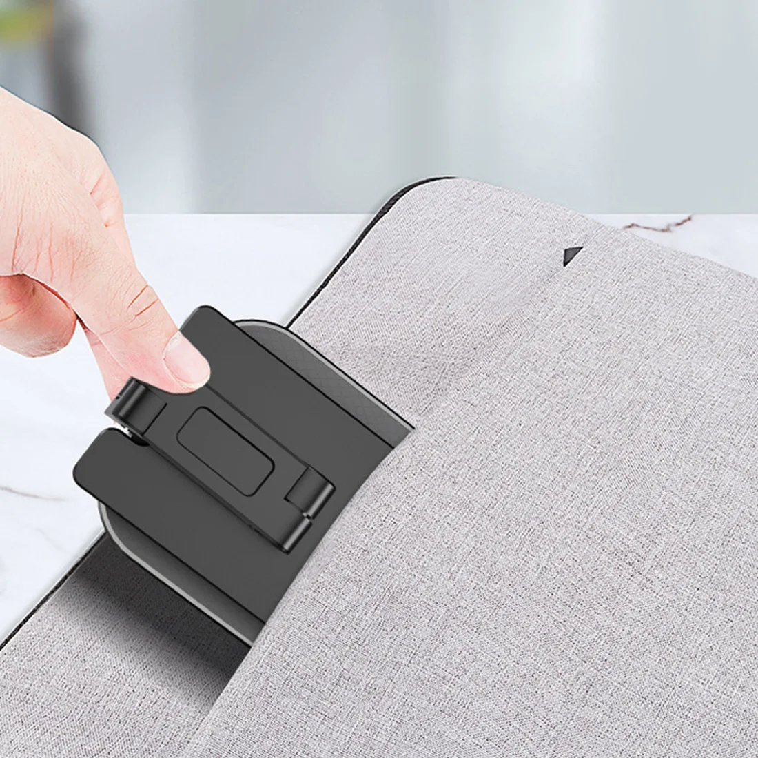 

New Multi-angle Adjustable Mobile Phone Holder Phone Baseus for IPhone 11 12 Pro Max Mini phone Stand Bracket For xiaomi