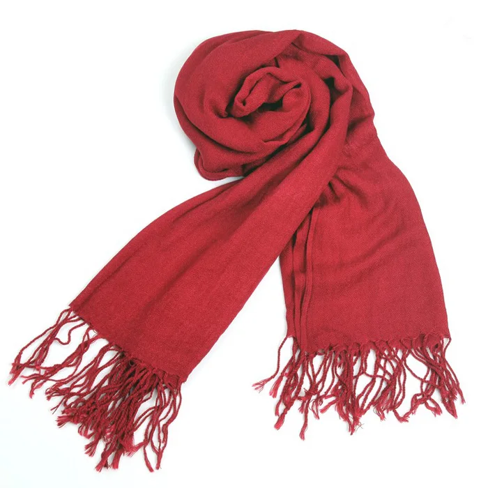 

Attack on Titan Mikasa Ackerman Cosplay Scarf Japanese Anime Shingeki no Kyojin Red Daily Casual All-match Scarves