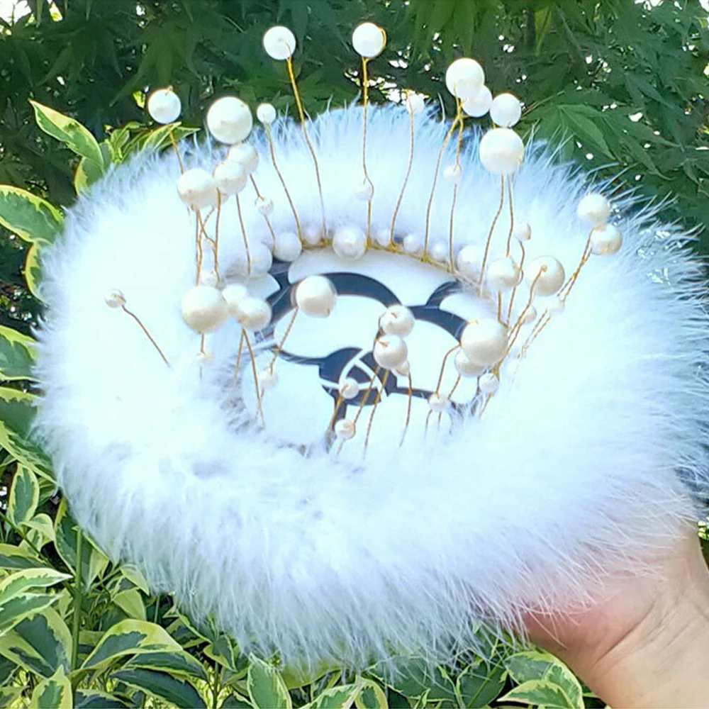 Нескользящий коврик с большими перьями и жемчугом Нескользящая подушка