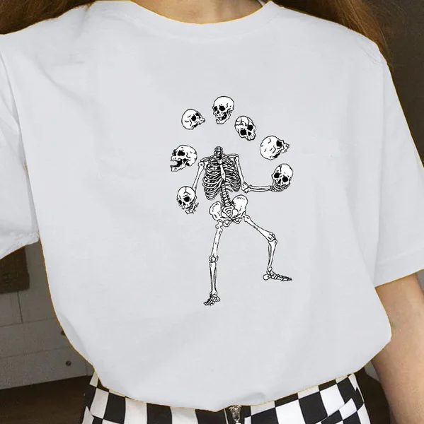 

Skeleton Heads Juggling Art T-Shirt Women Tumblr Fashion Cute Aesthetic Graphic Tee Hipsters Funny Shirt Grunge Clothes