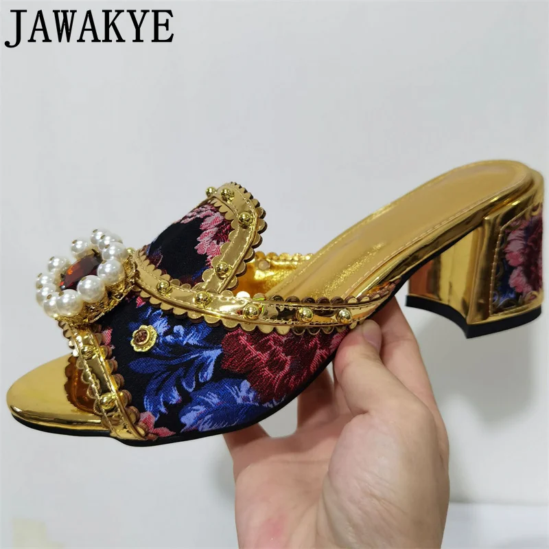 

Summer Ethnic Style Chunky heel Slippers Woman Round Open toe Muler Ladies Luxury Embroidery Design Gemstone Slippers mujer