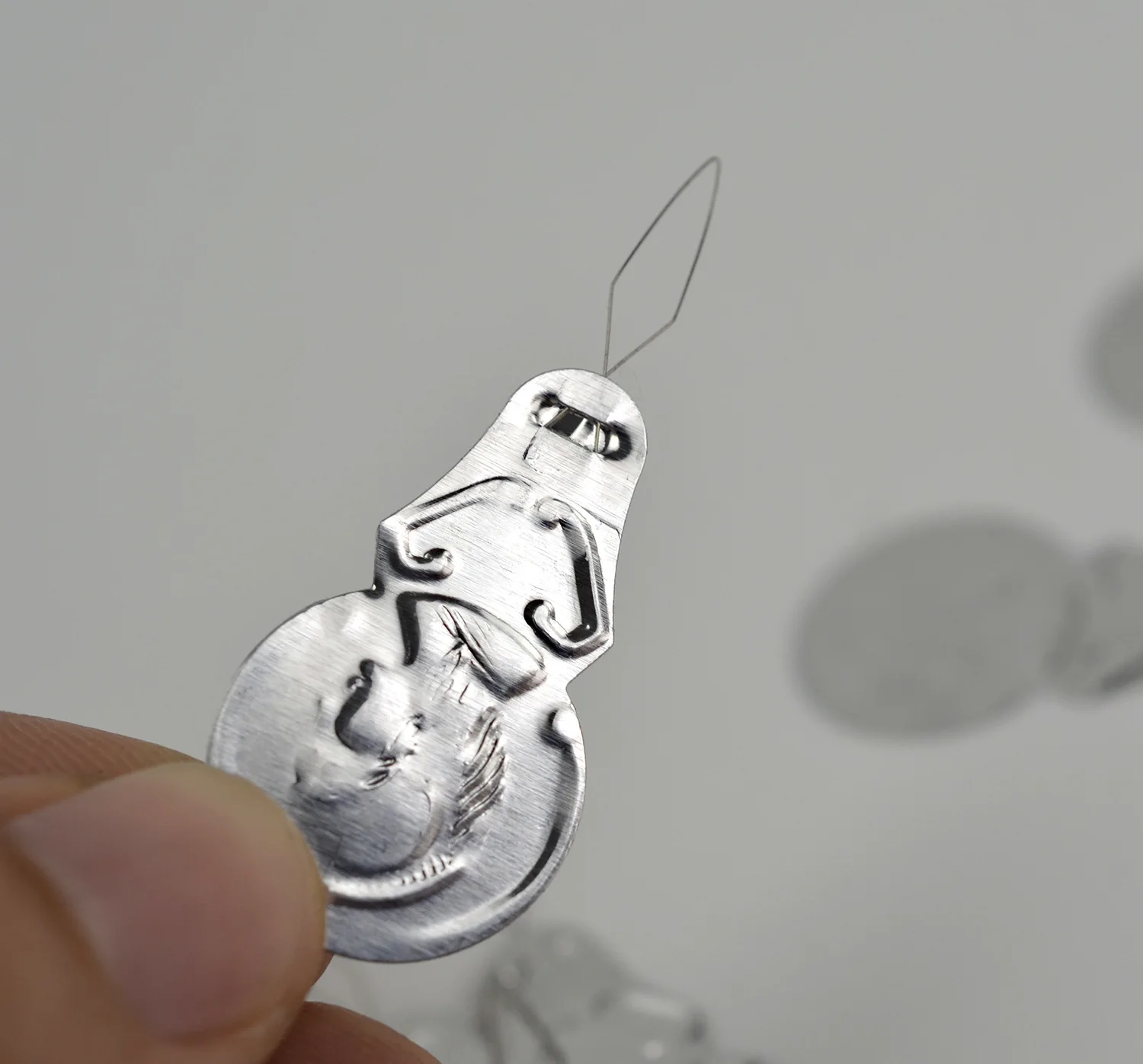 

50Pcs Bow Wire Needle Threader Stitch Insertion Machine Hand Sewing Thread Tool