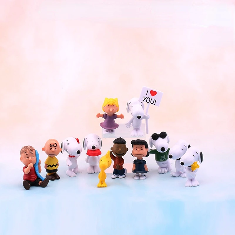 

Bandai Animation 12pcs Toy Figures Snoppy Dog Charlie Brown and Friends PVC Collection Ornaments Dolls Model Toys