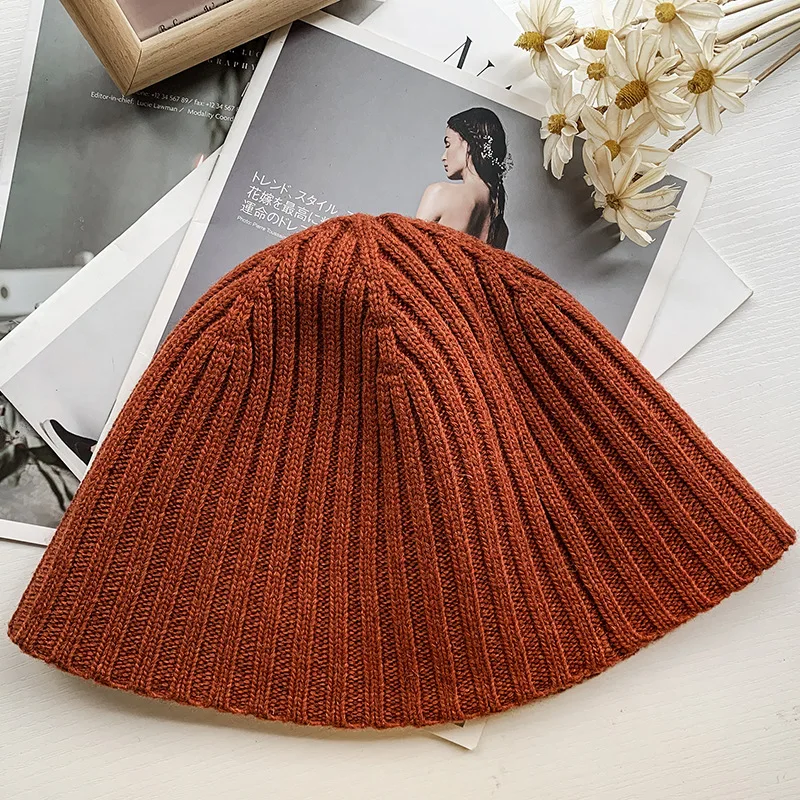 

Autumn and Winter Models of Men and Women Street Melon Skin Hat Trend Retro Boundless Landlord Cap Knitted Wool Bucket Hats