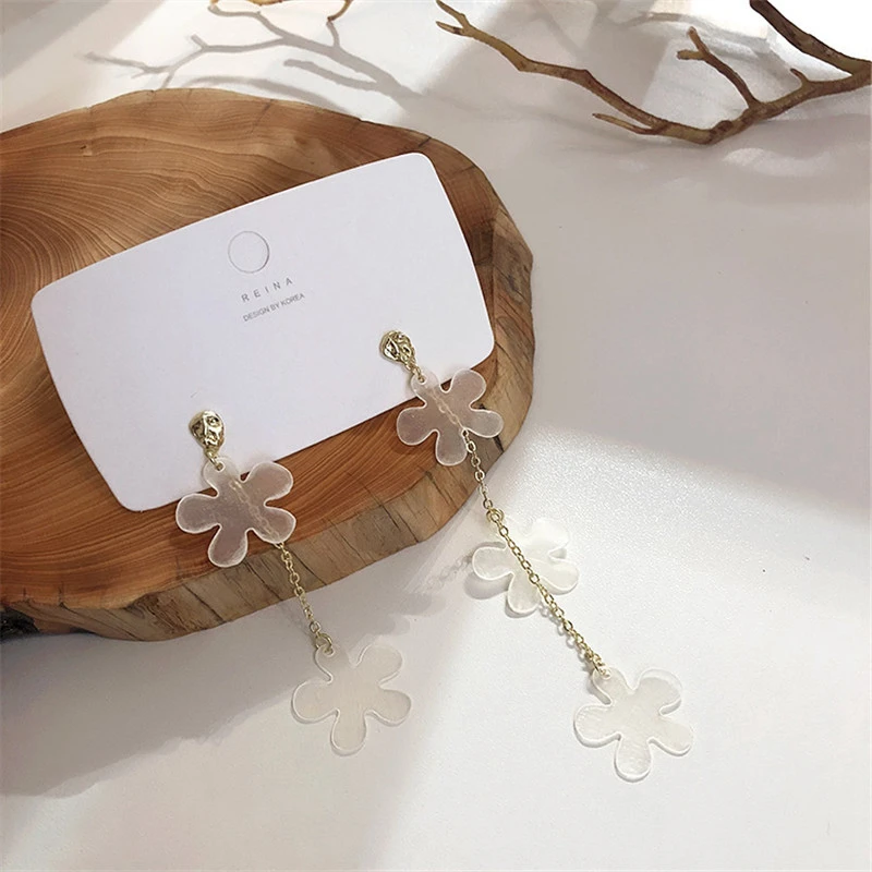 Женские асимметричные серьги подвески длинные в виде ракушек цветов и кисточек