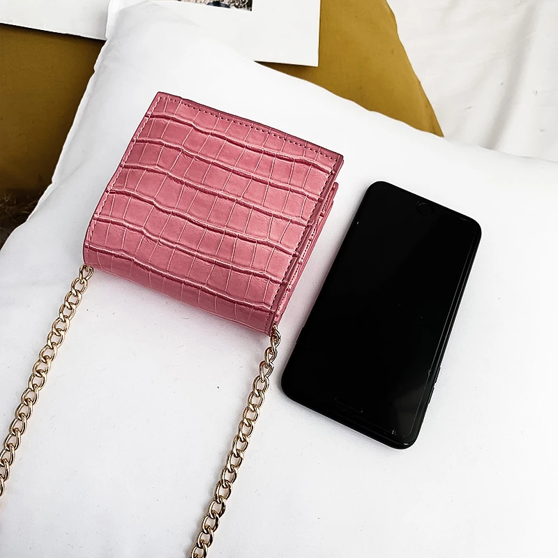 Женская сумка с крокодиловым узором мини женская через плечо маленькая на для